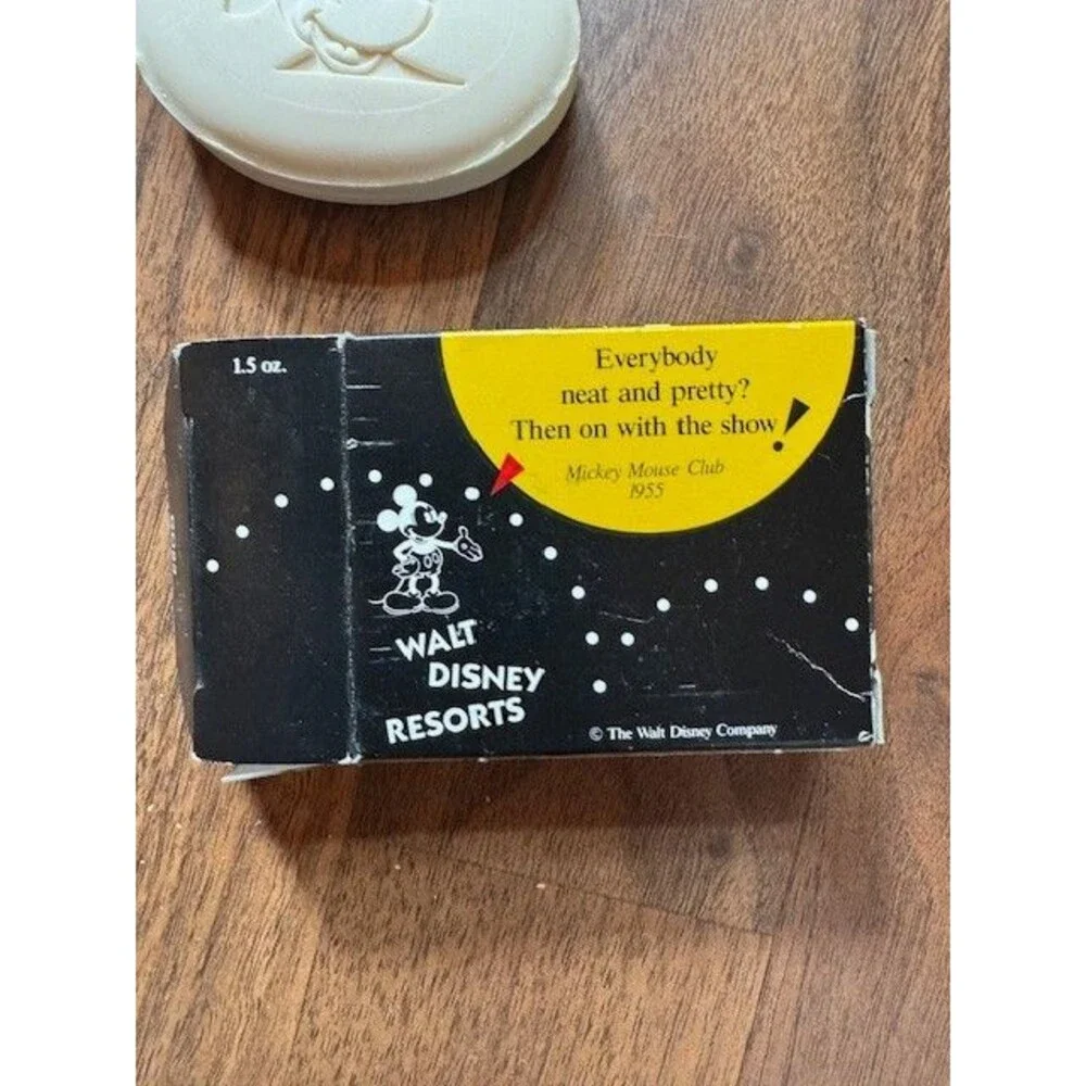 Vintage Walt Disney Mickey Mouse Toiletries 5 PC Soap Shampoo Conditioner Travel